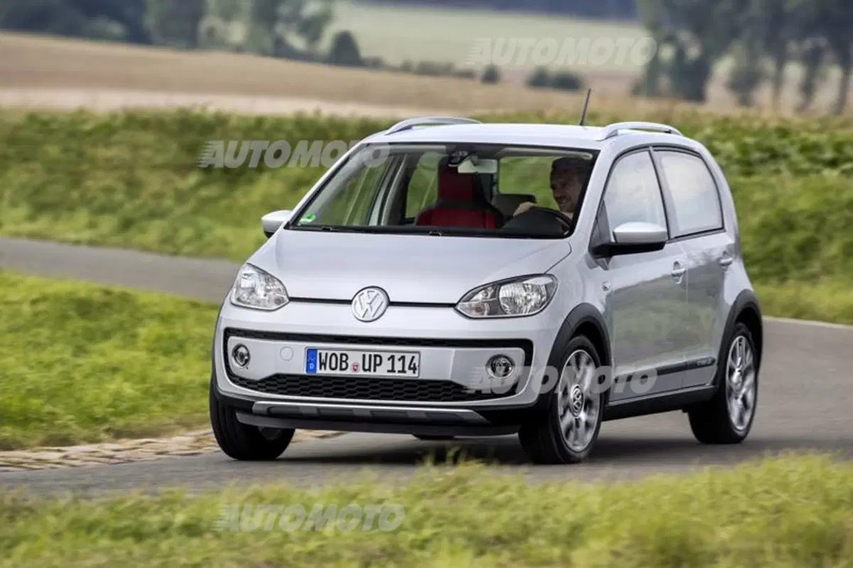 Volkswagen cross up! (3)
