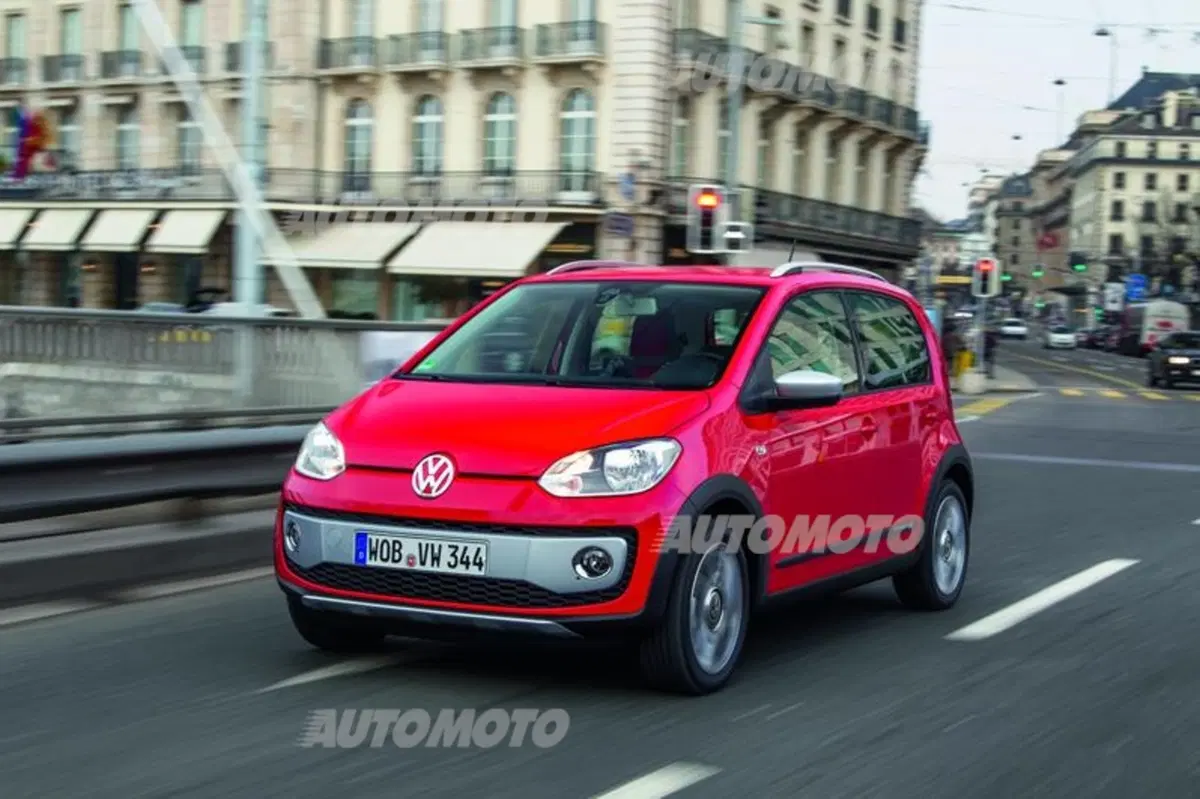 Volkswagen cross up! (8)