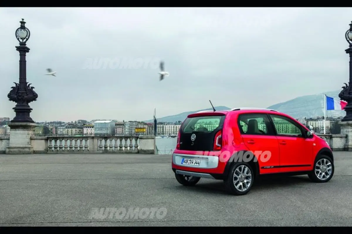 Volkswagen cross up! (24)