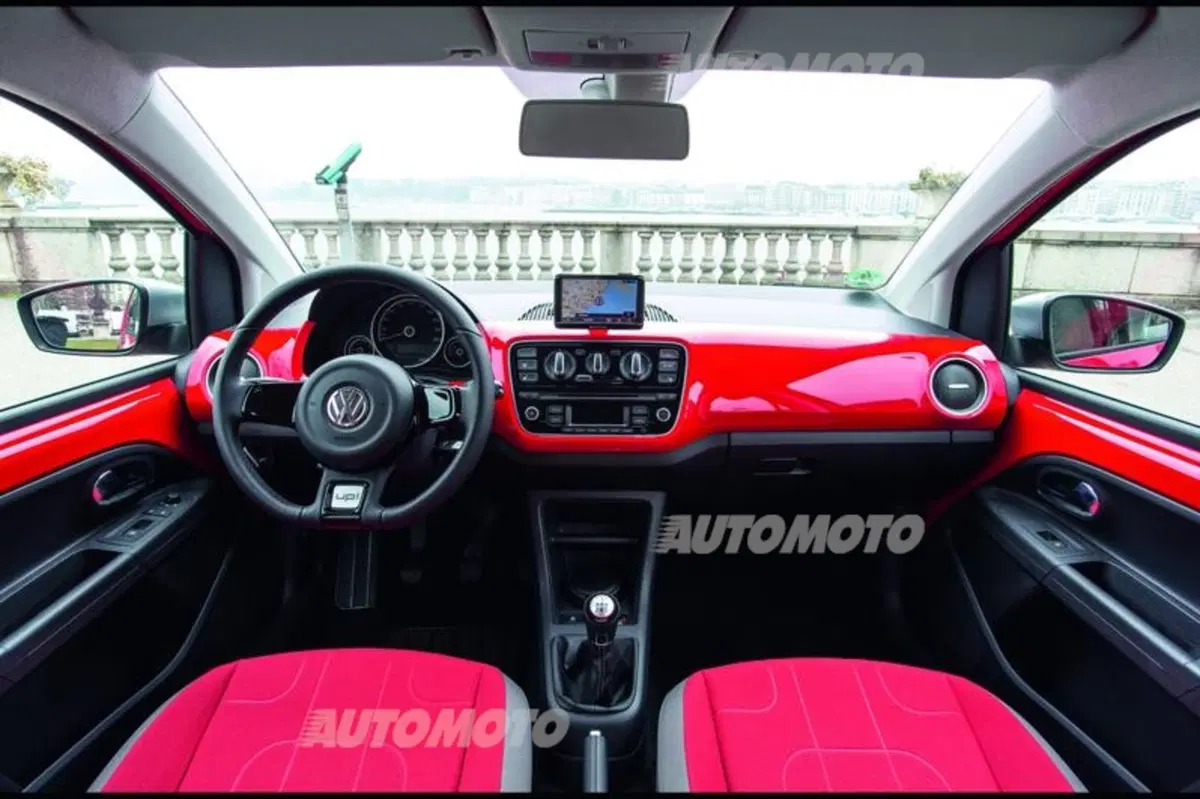 Volkswagen cross up! (33)