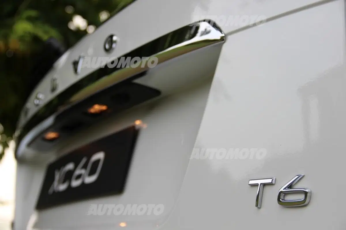 Michele Crisci: «I quattro cilindri Drive-E aprono una nuova era per Volvo» (19)