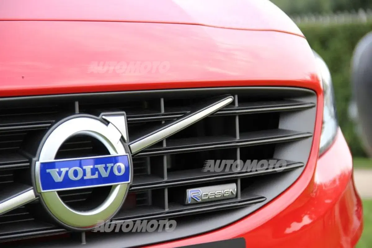 Michele Crisci: «I quattro cilindri Drive-E aprono una nuova era per Volvo» (22)