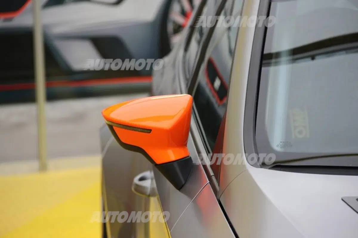 Peter Wyhinny, Seat: «Ho iniziato a correre con un VW Caddy TDI... su una ruota!» (28)