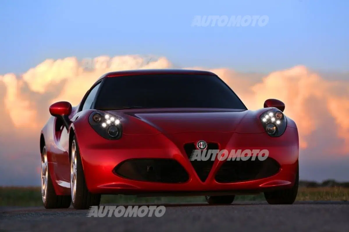 Alfa Romeo 4C (11)