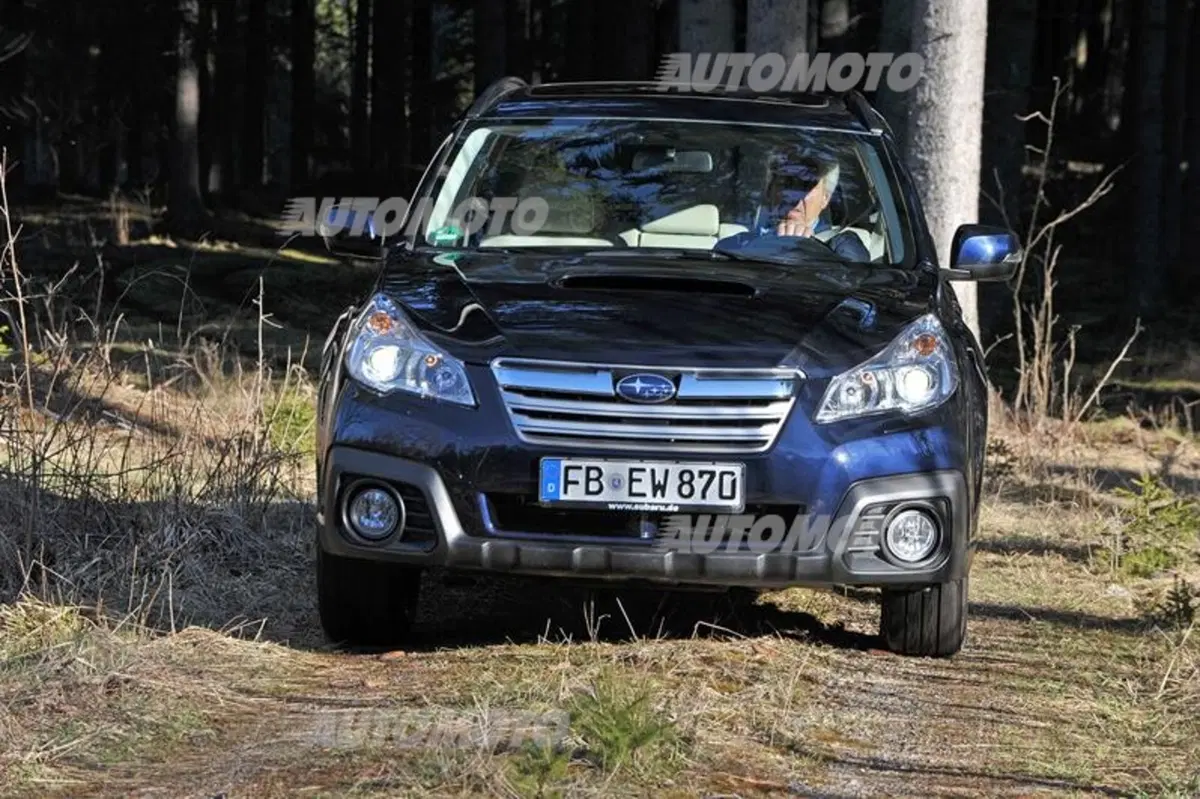 Subaru Outback 2.0D Linertronic (15)