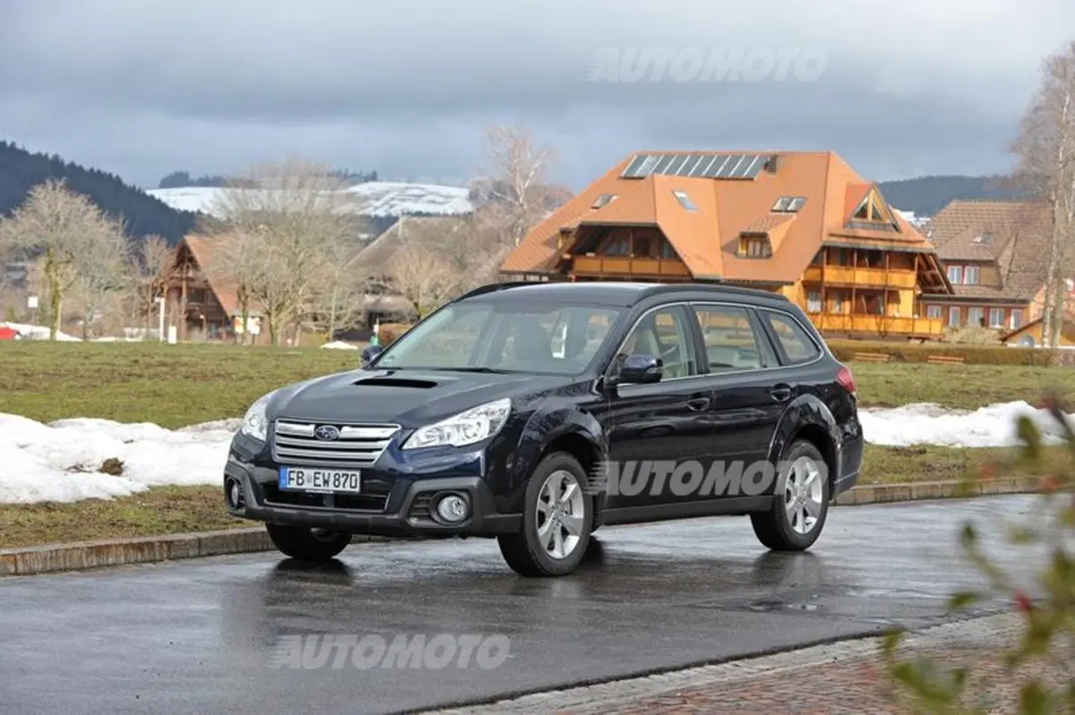 Subaru Outback 2.0D Linertronic (16)