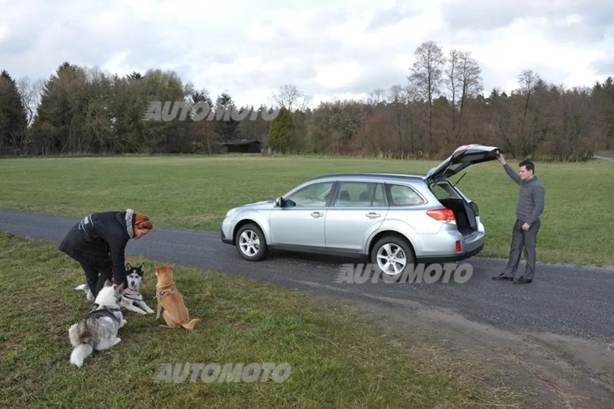 Subaru Outback 2.0D Linertronic (31)