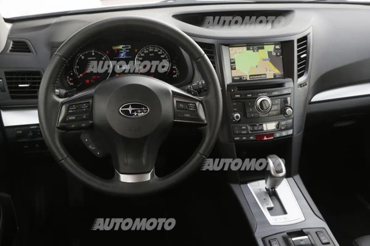 Subaru Outback 2.0D Linertronic (45)