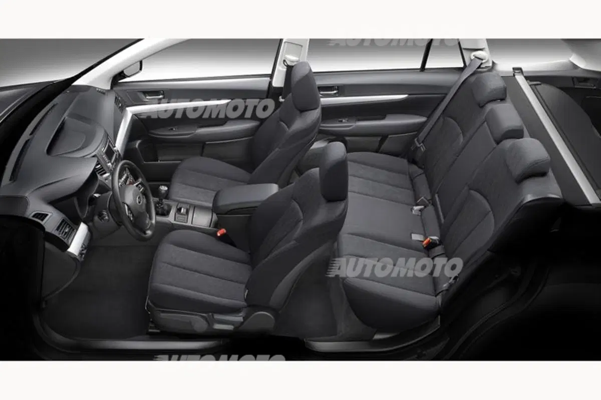 Subaru Outback 2.0D Linertronic (54)