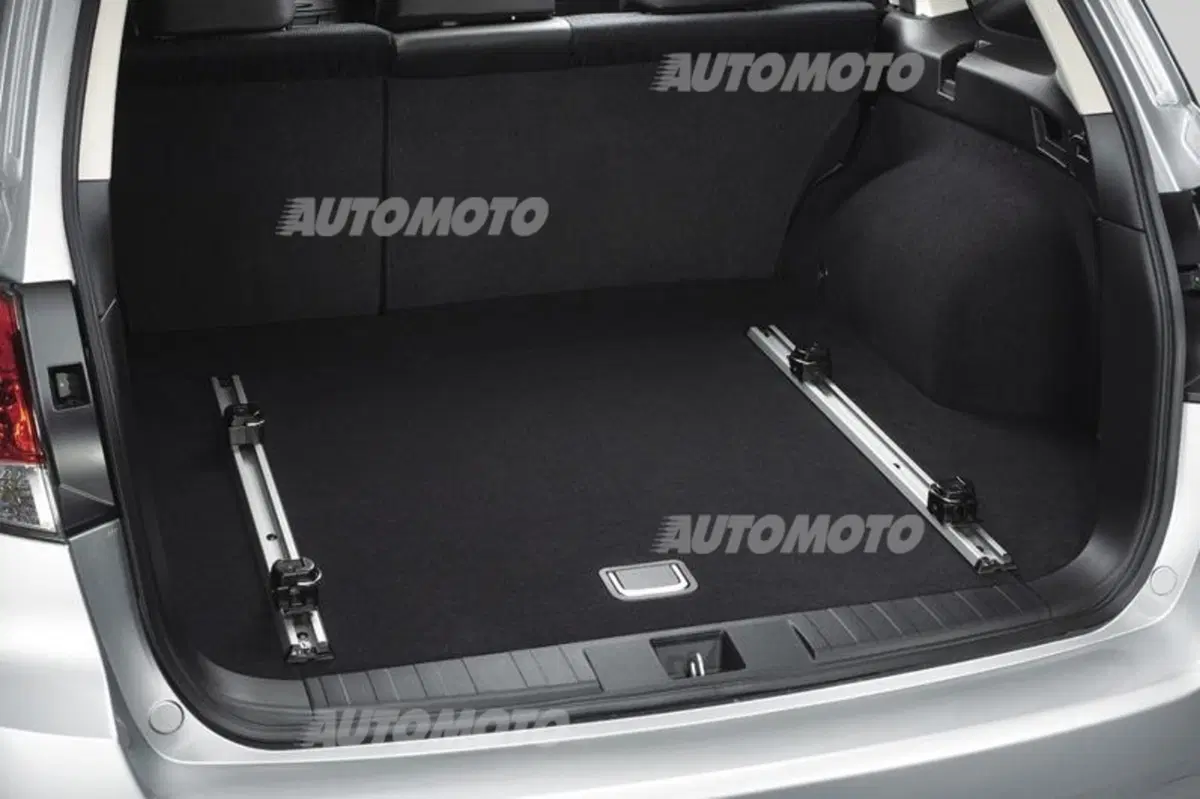 Subaru Outback 2.0D Linertronic (58)