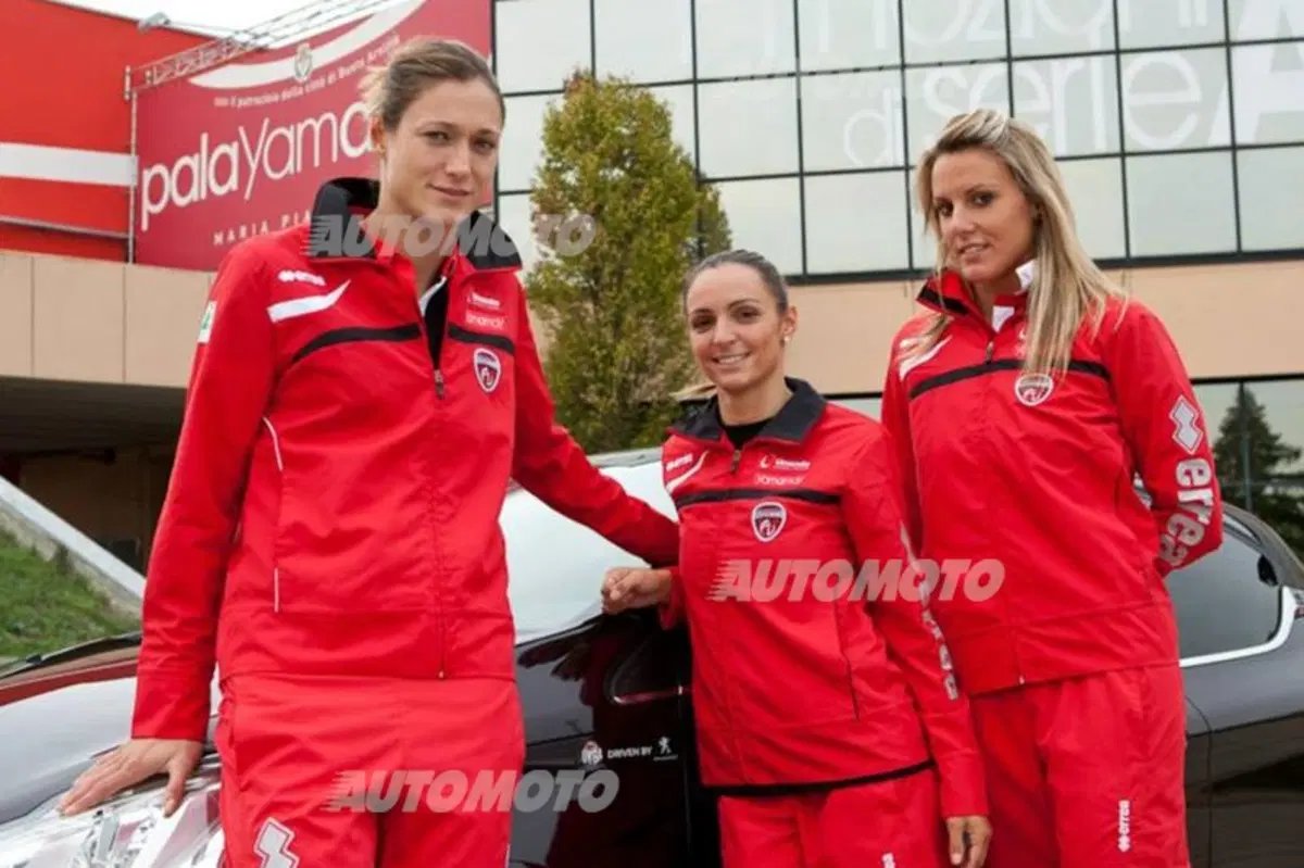 Peugeot sponsor della pallavolo femminile Unendo Yamamay (2)