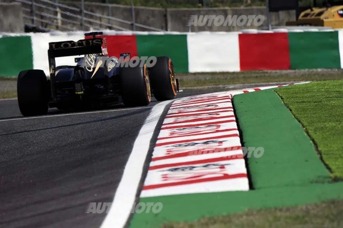 F1 Giappone 2013: Vettel domina le libere a Suzuka (18)