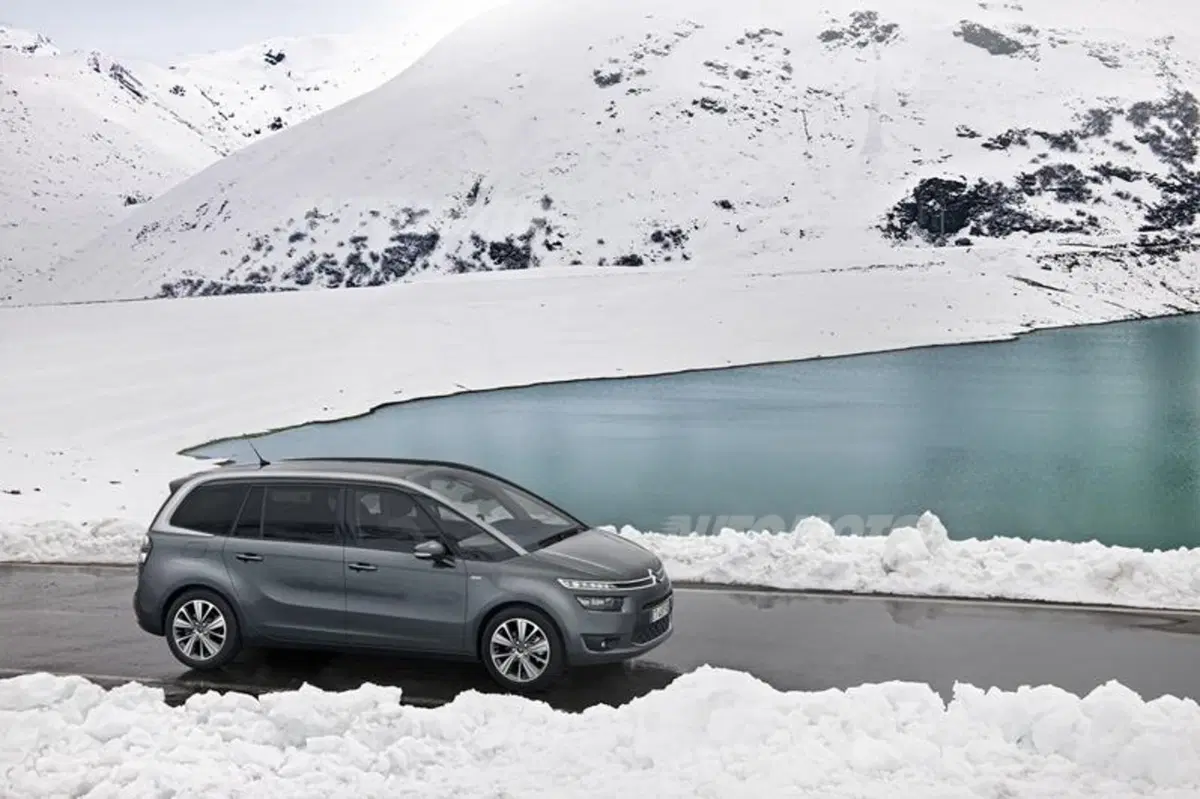Citroen Grand C4 Picasso (10)