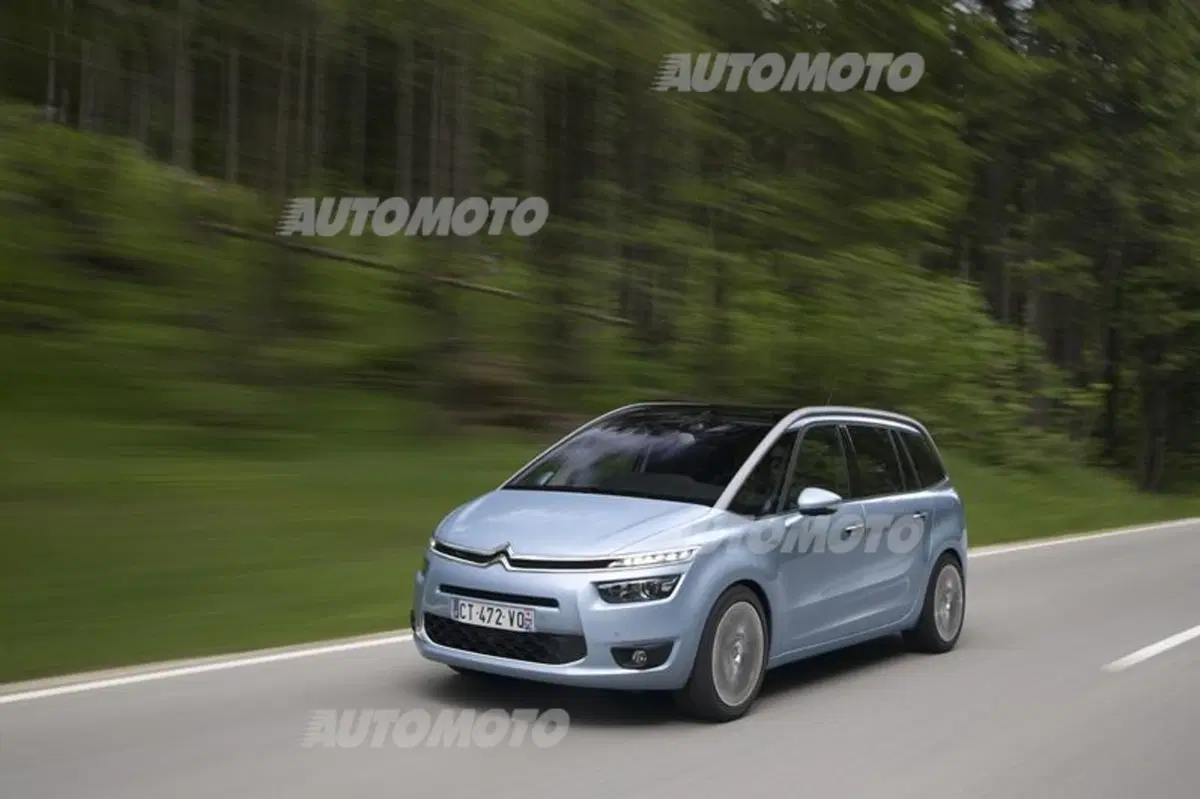 Citroen Grand C4 Picasso (11)
