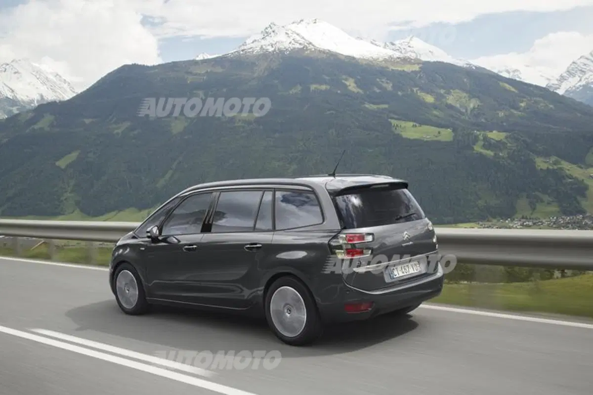 Citroen Grand C4 Picasso (14)