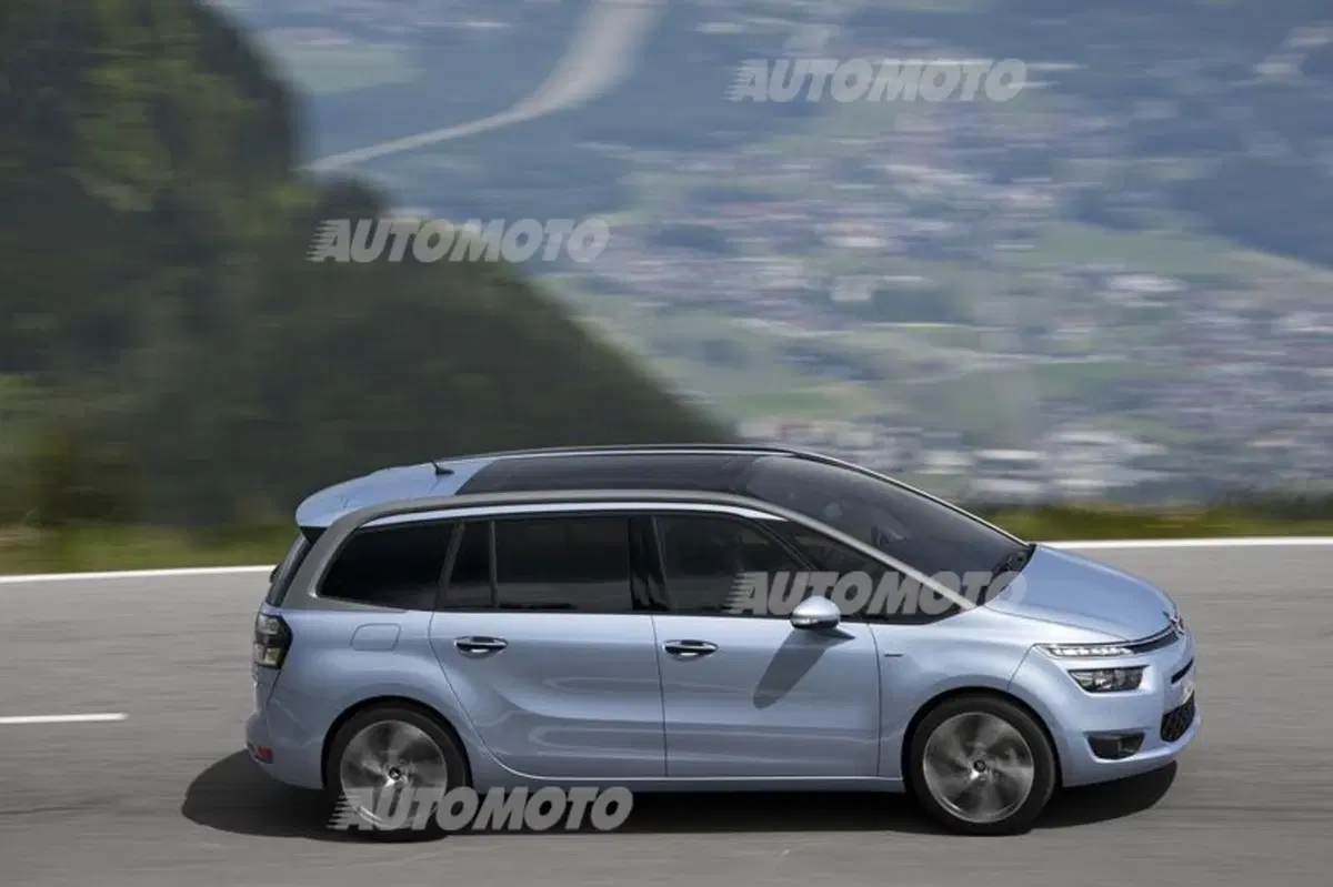 Citroen Grand C4 Picasso (20)
