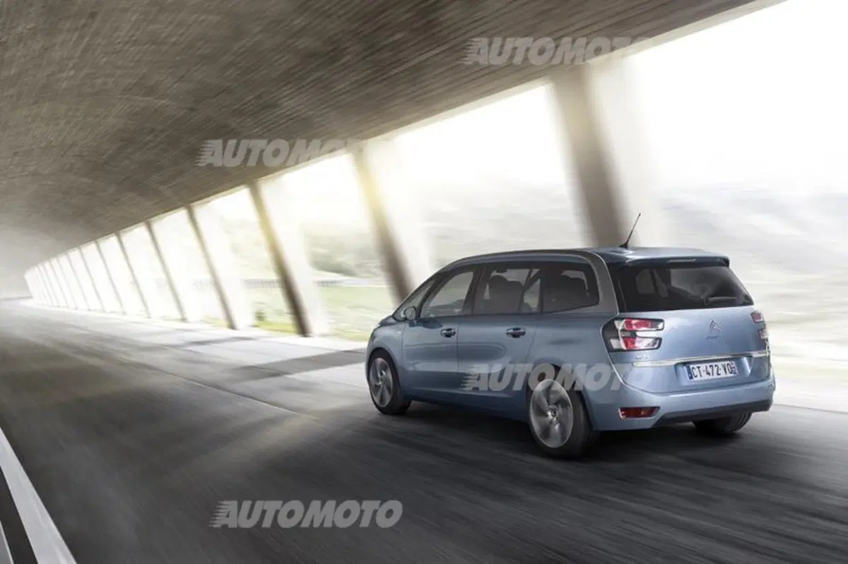 Citroen Grand C4 Picasso (28)
