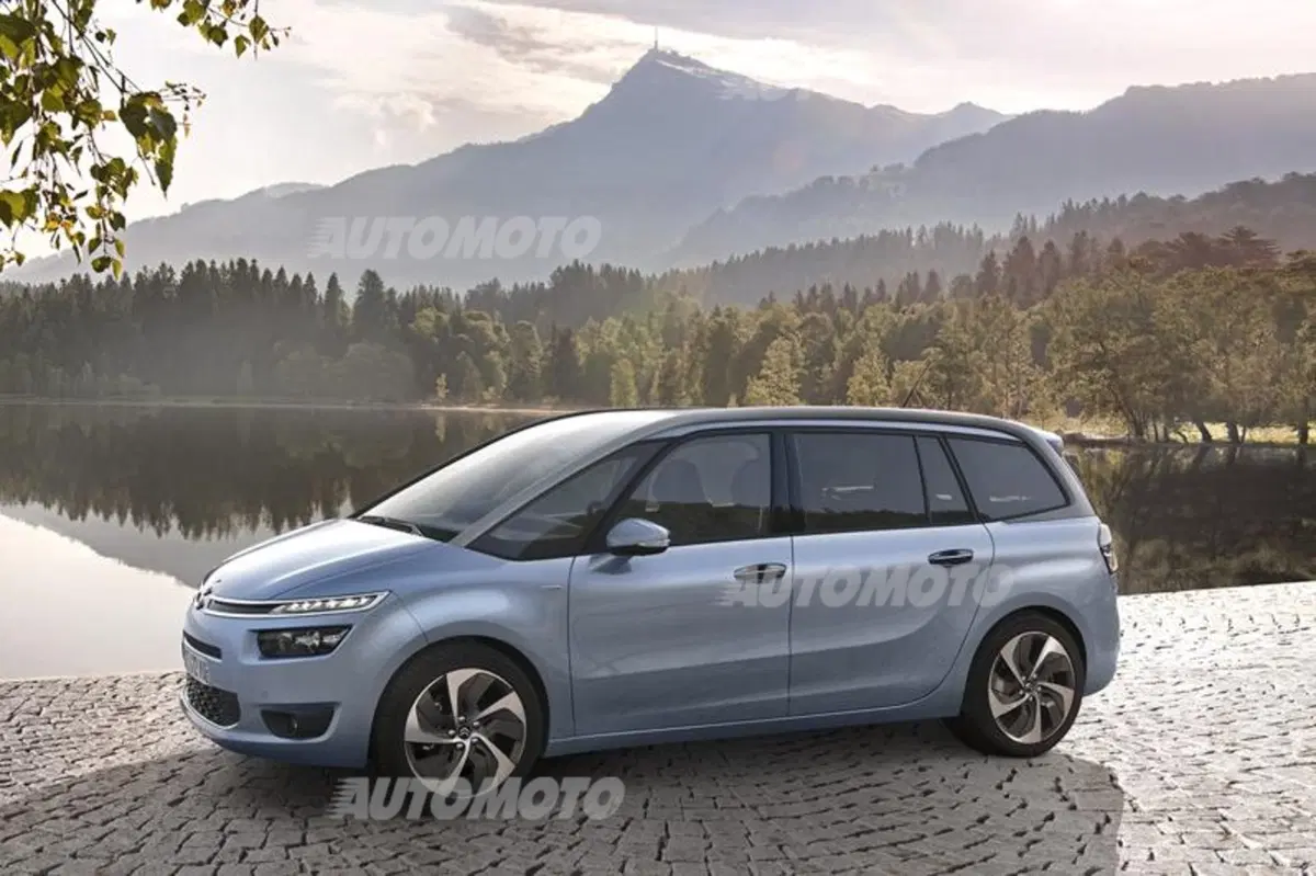 Citroen Grand C4 Picasso (37)