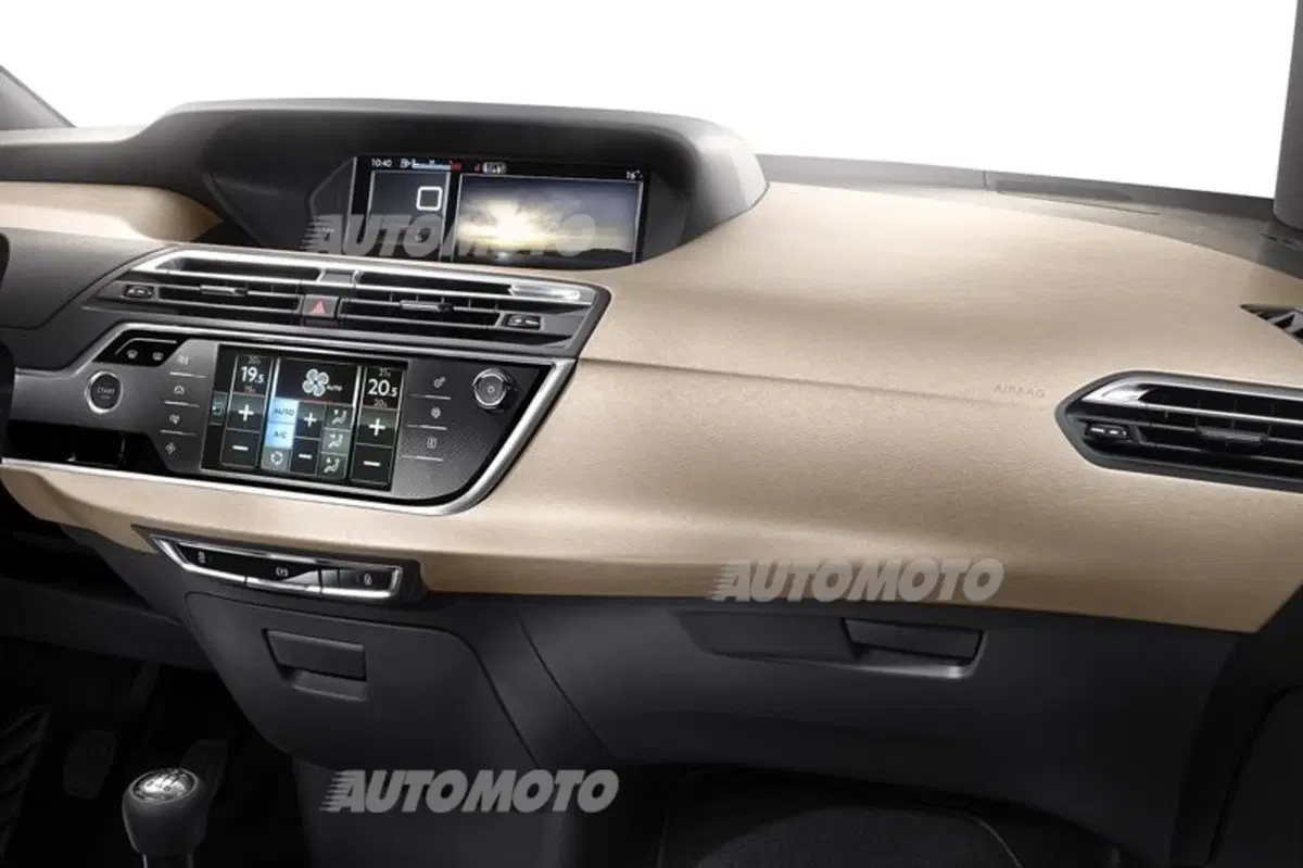 Citroen Grand C4 Picasso (49)