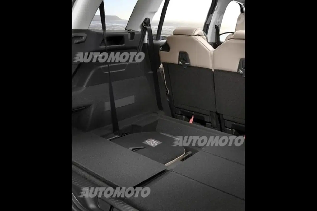 Citroen Grand C4 Picasso (56)