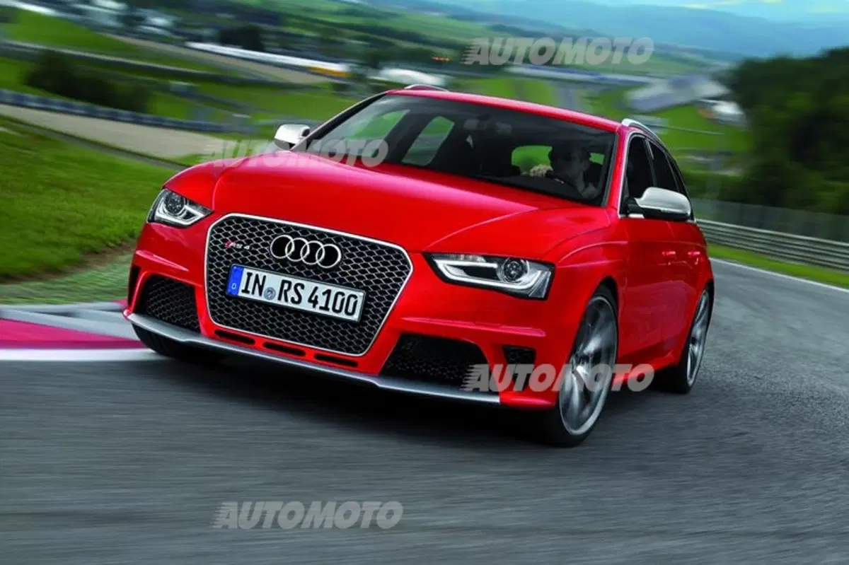 Audi RS4 Avant (24)
