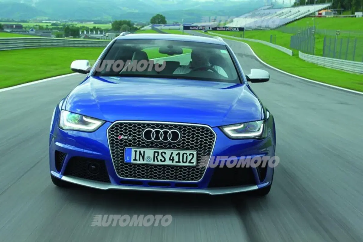 Audi RS4 Avant (31)