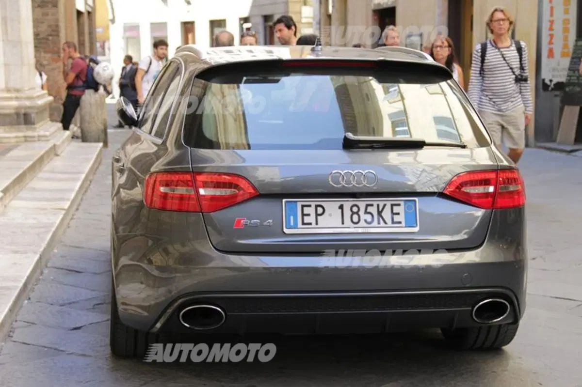Audi RS4 Avant (54)