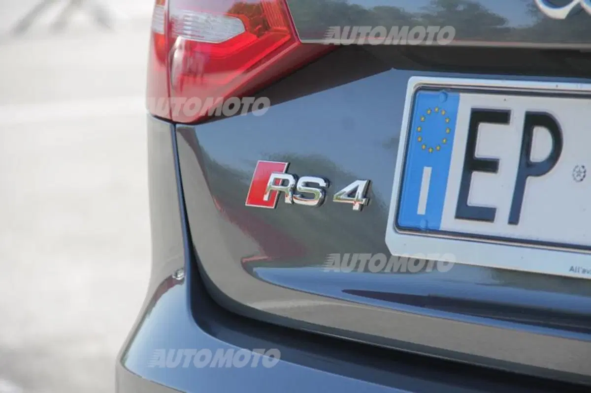 Audi RS4 Avant (61)