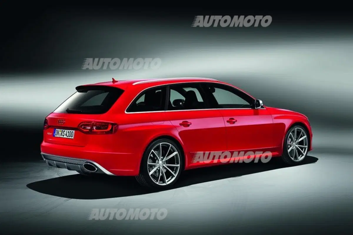 Audi RS4 Avant (73)