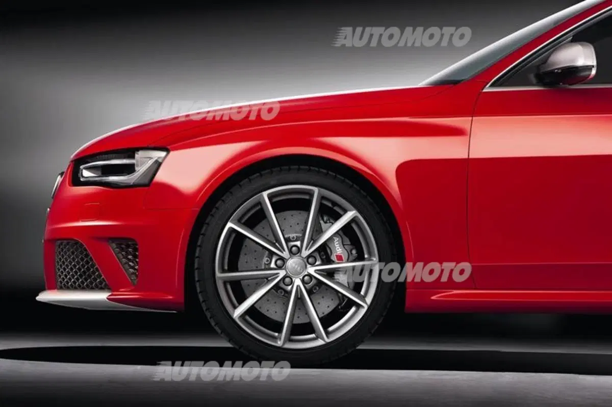Audi RS4 Avant (79)