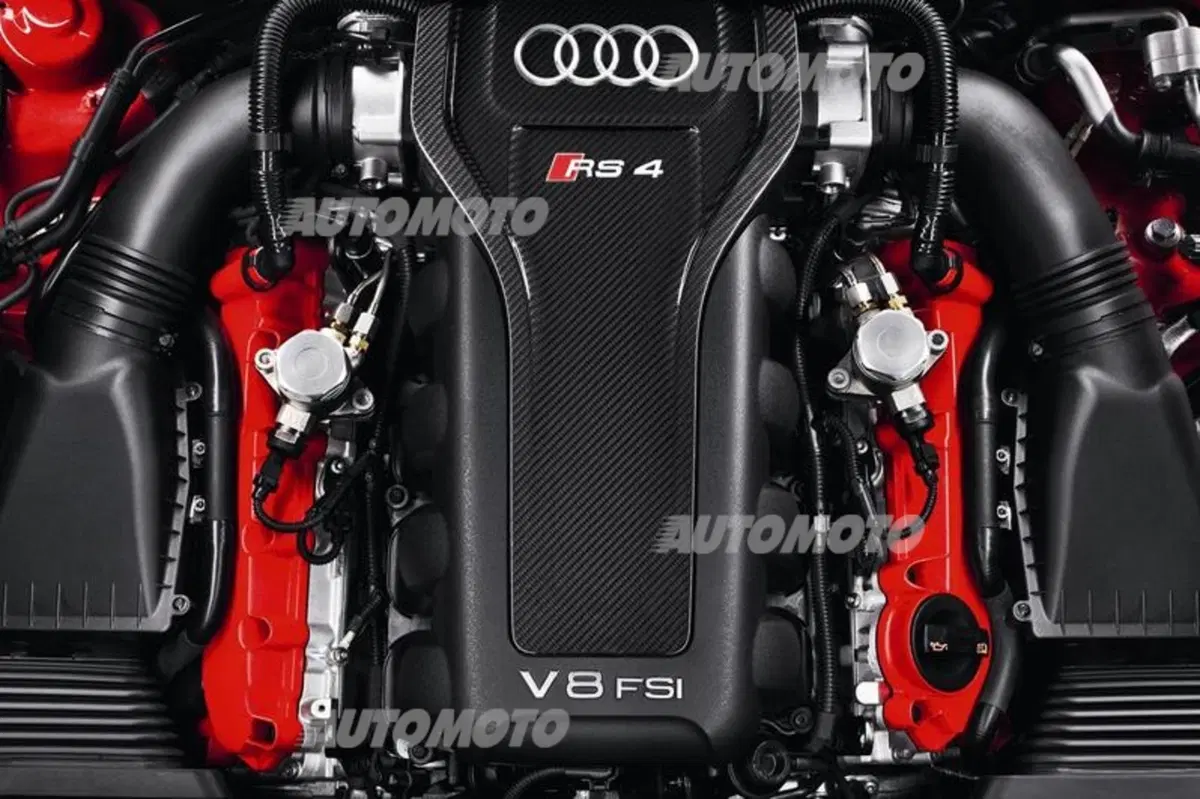 Audi RS4 Avant (112)