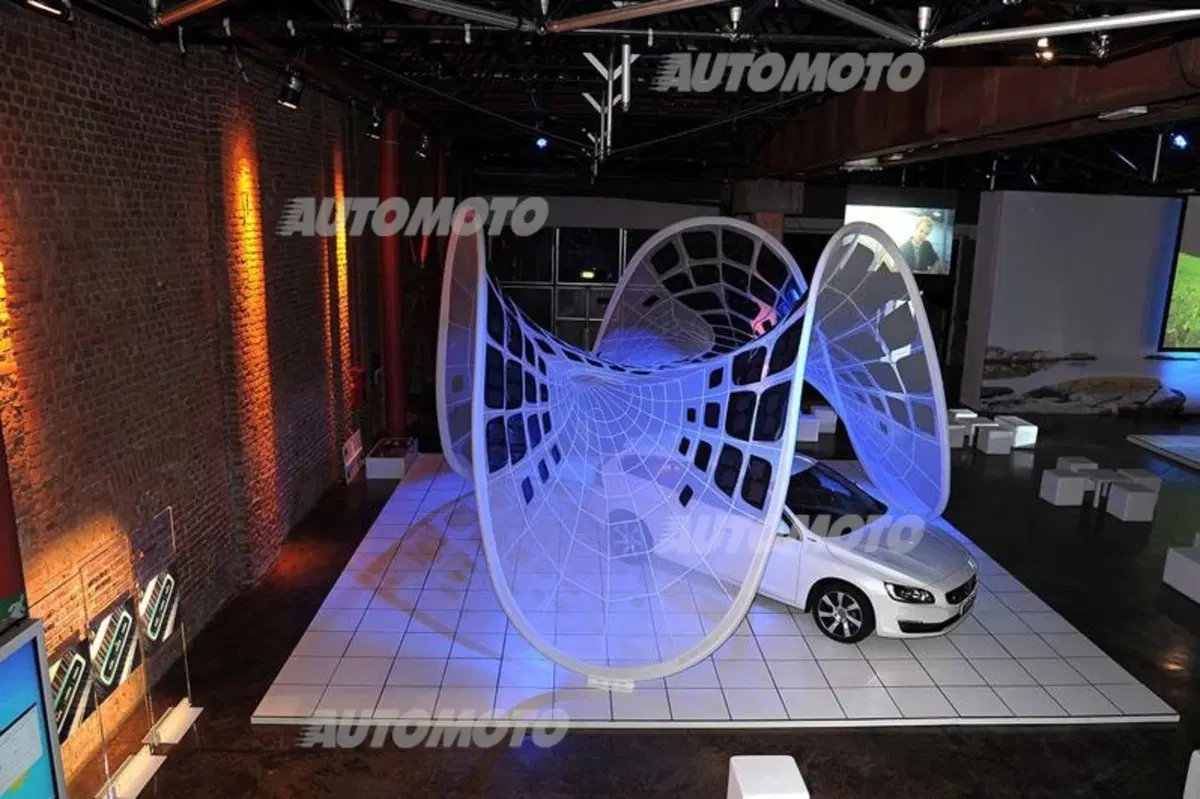 Volvo Concept Coupé: il prototipo che svela il futuro, guardando al passato (7)