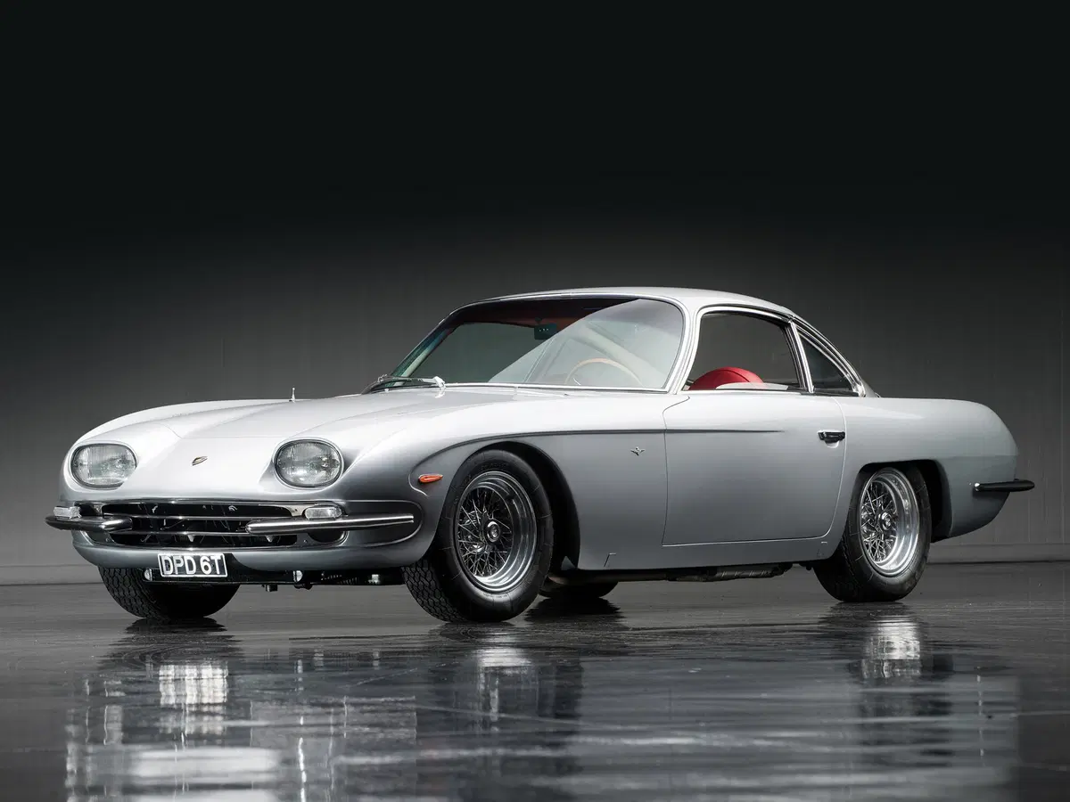 Lamborghini V12: what will be next? [Video]