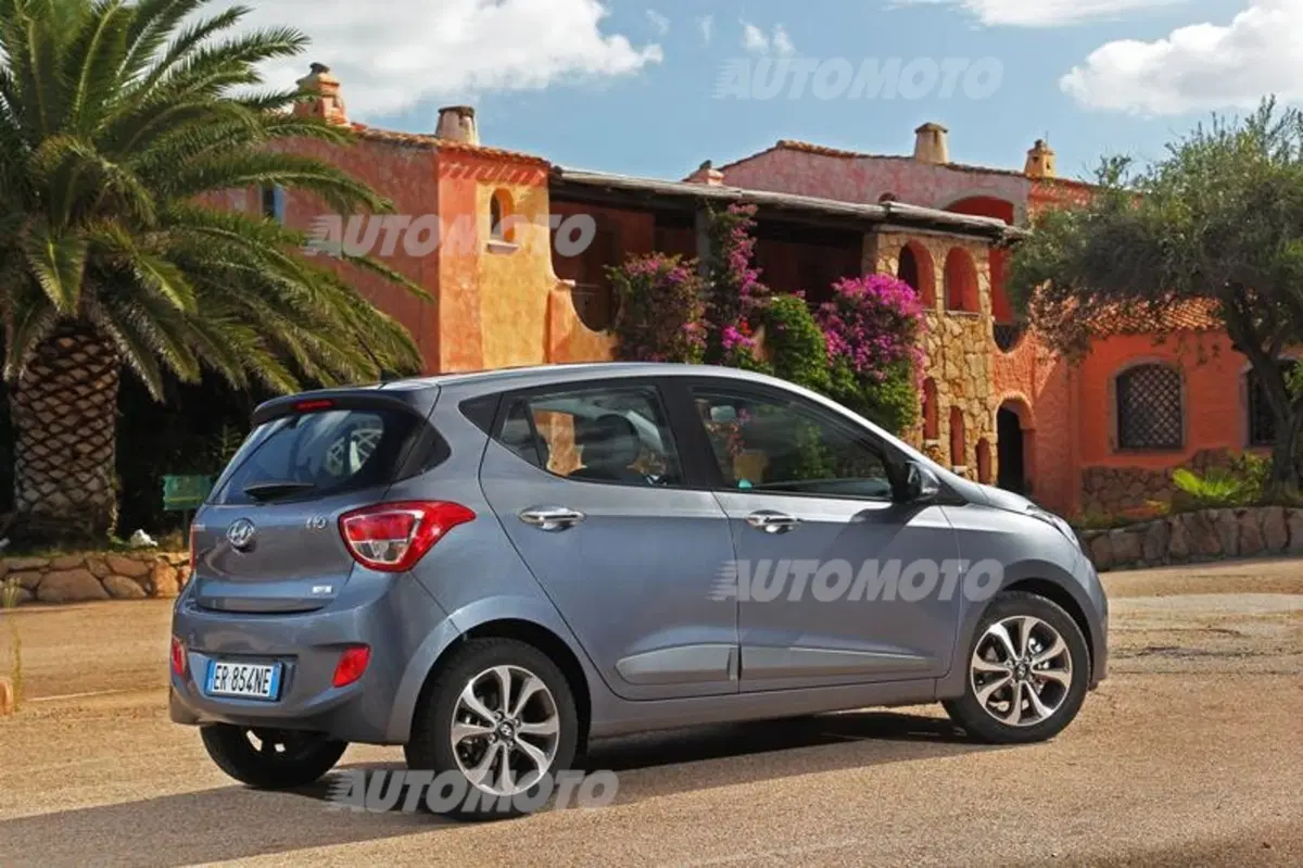 Nuova Hyundai i10 (27)