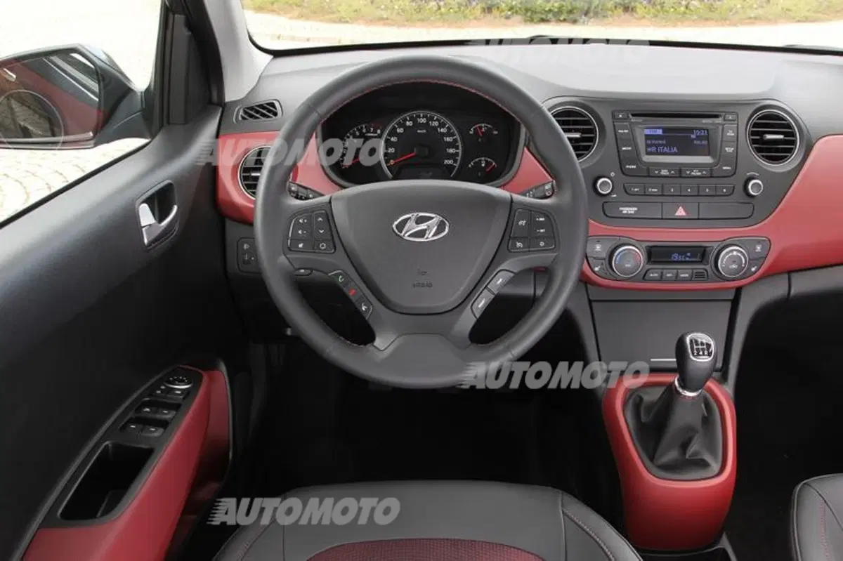 Nuova Hyundai i10 (38)