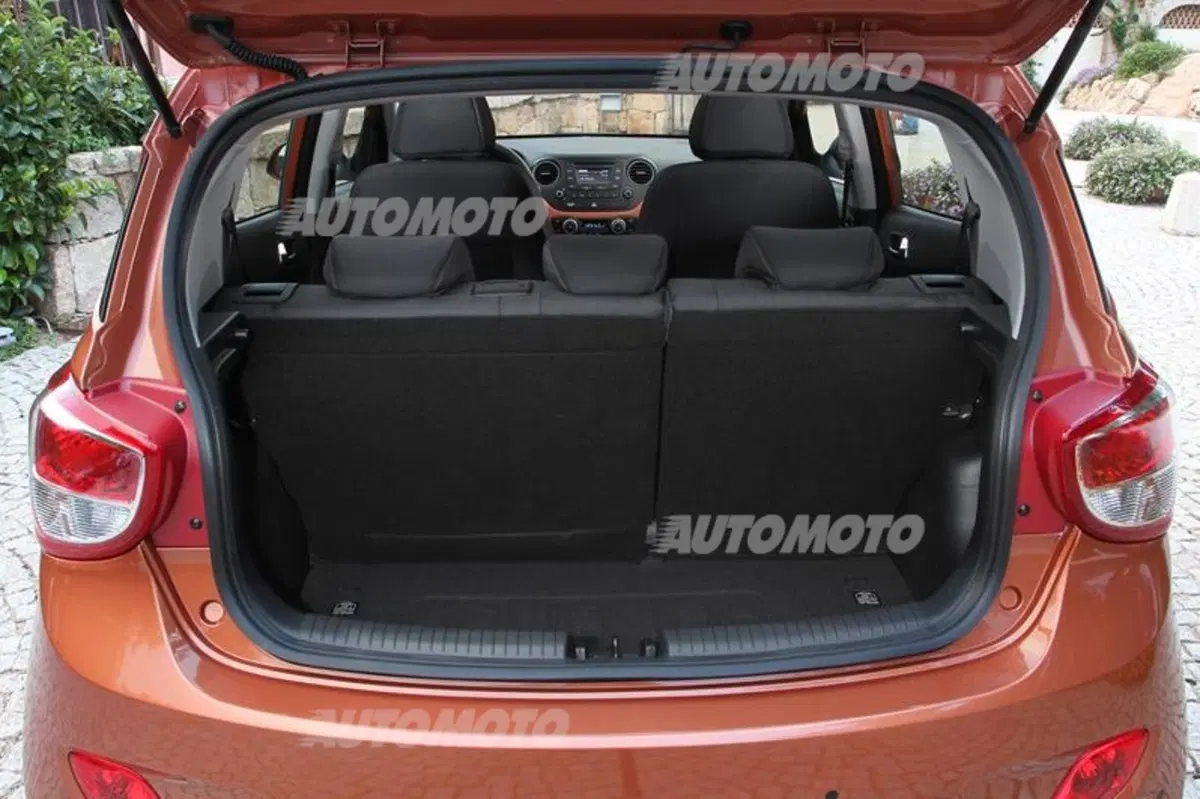 Nuova Hyundai i10 (42)