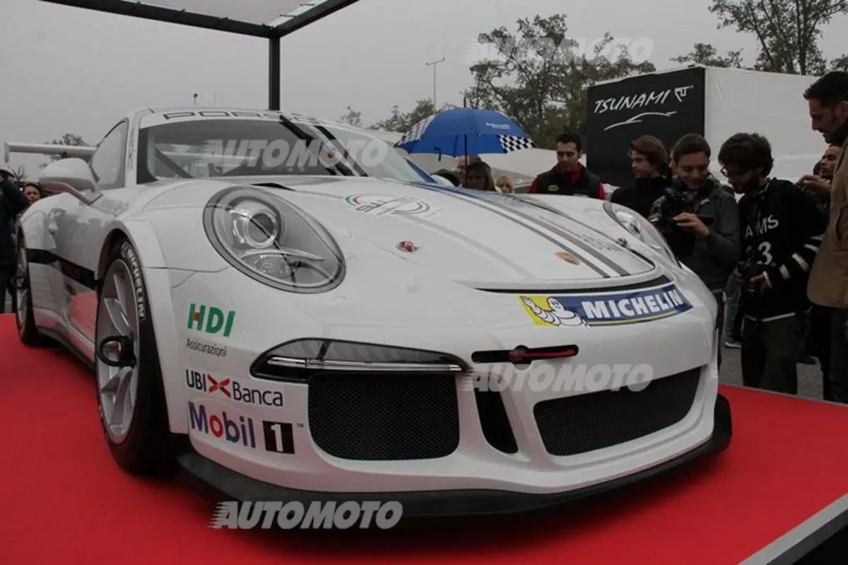 Porsche 911 GT3 Cup M.Y. 2014 (4)