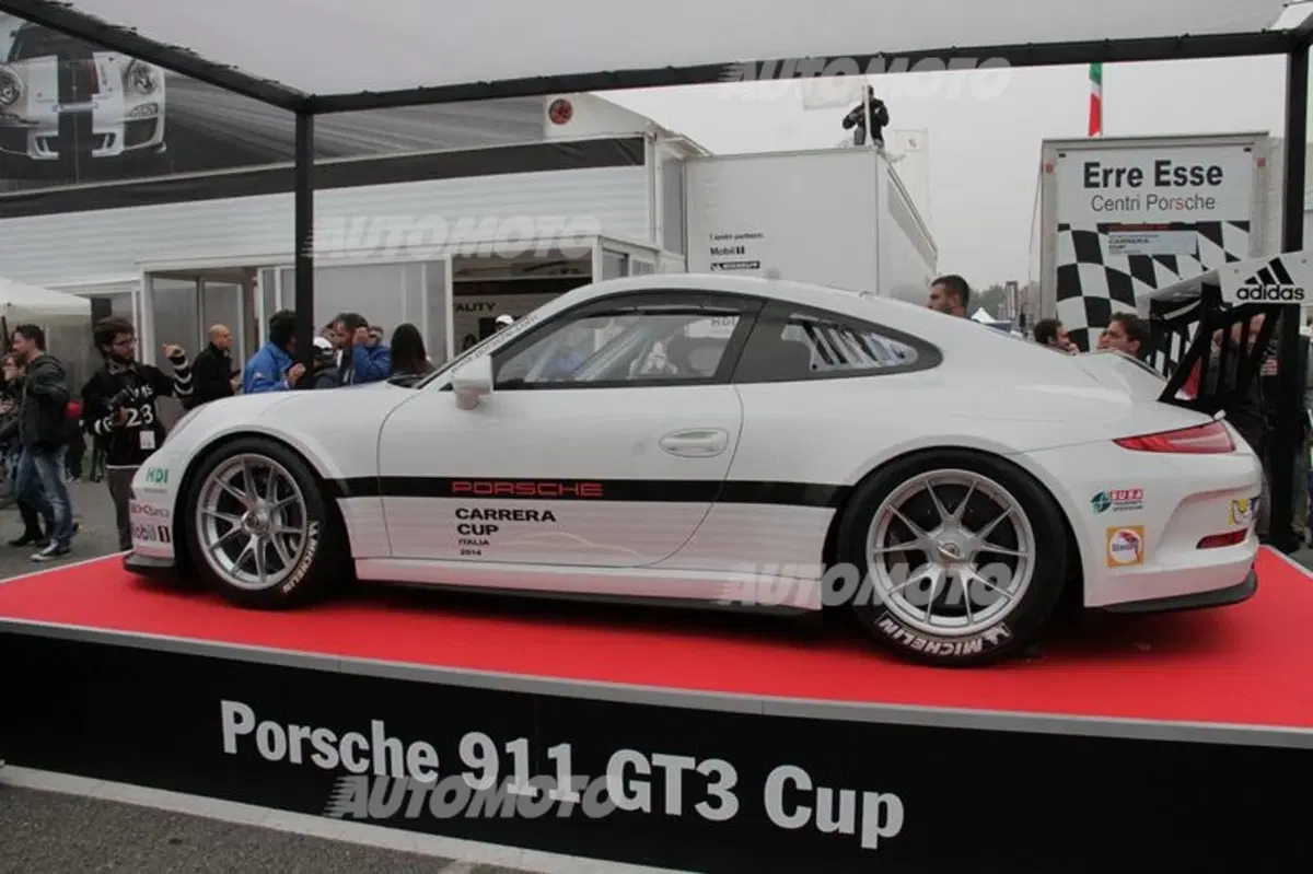Porsche 911 GT3 Cup M.Y. 2014 (9)