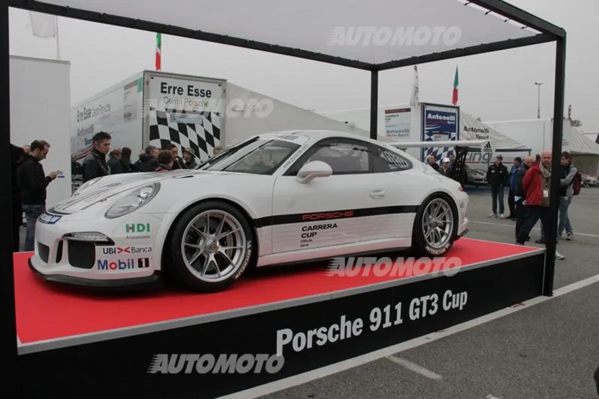 Porsche 911 GT3 Cup M.Y. 2014 (12)