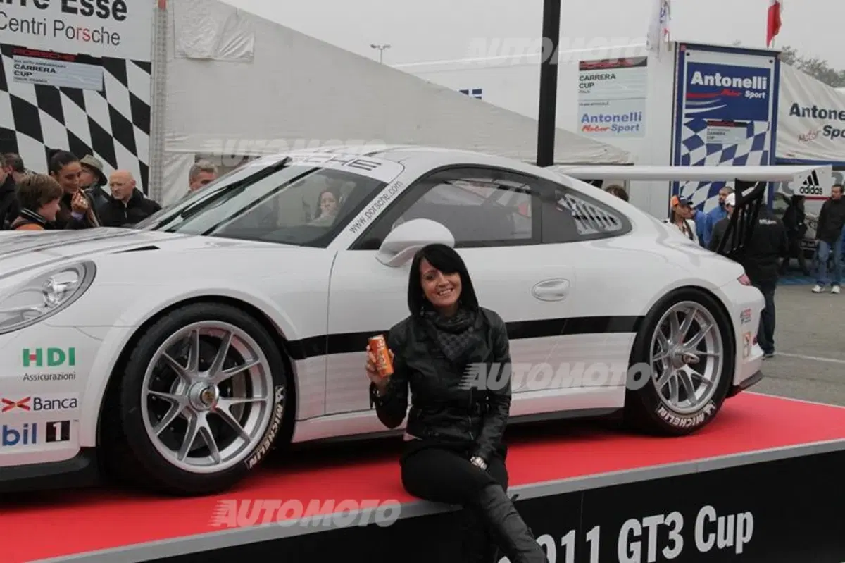 Porsche 911 GT3 Cup M.Y. 2014 (15)
