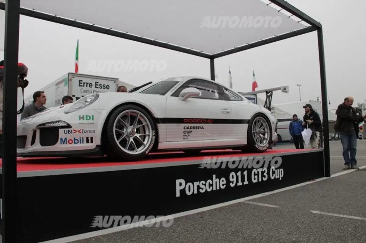 Porsche 911 GT3 Cup M.Y. 2014 (16)