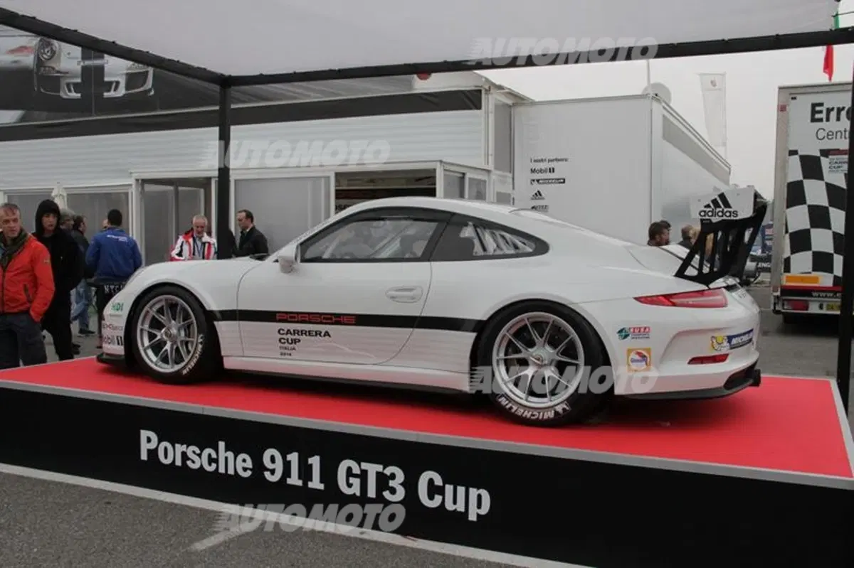 Porsche 911 GT3 Cup M.Y. 2014 (29)