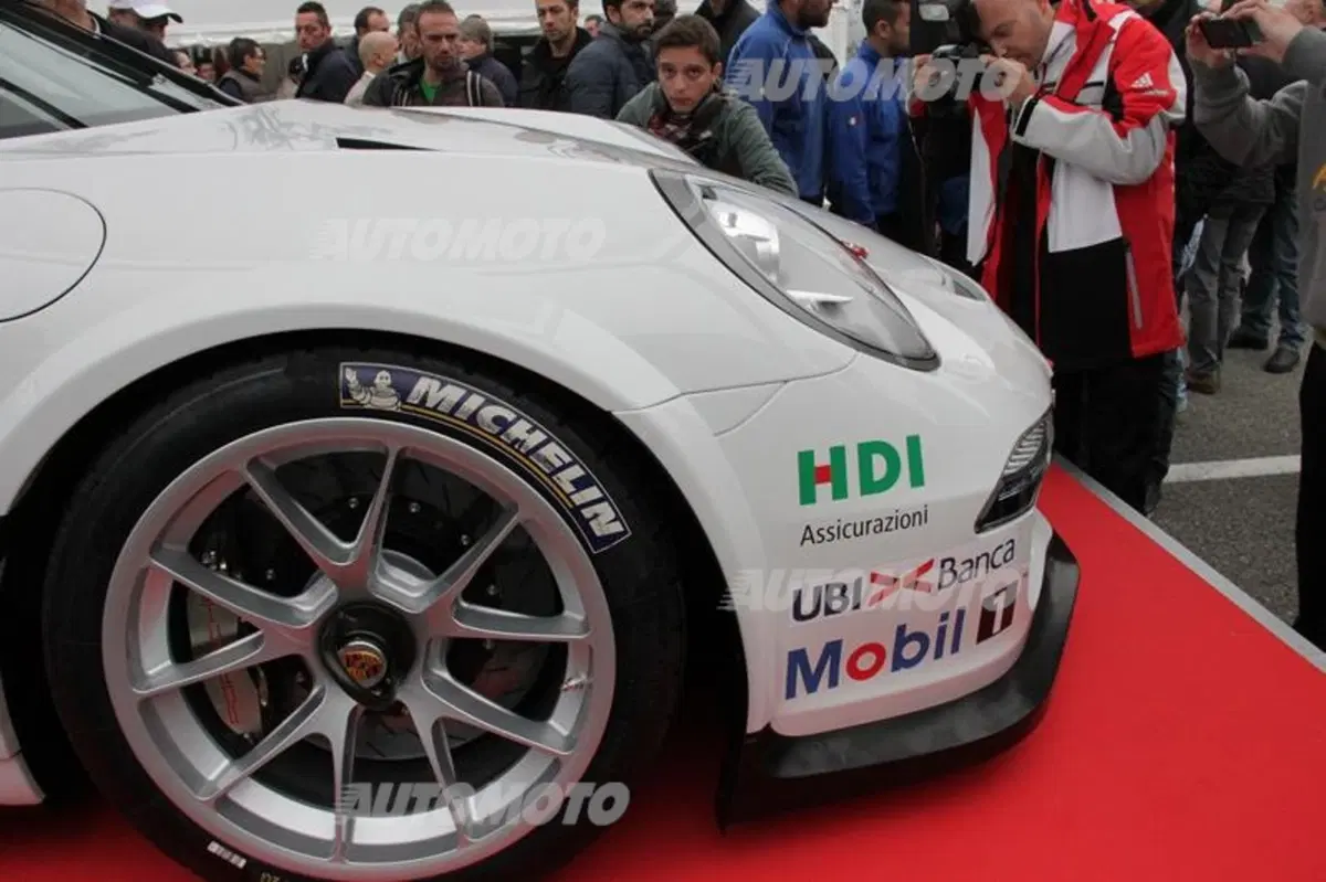 Porsche 911 GT3 Cup M.Y. 2014 (40)