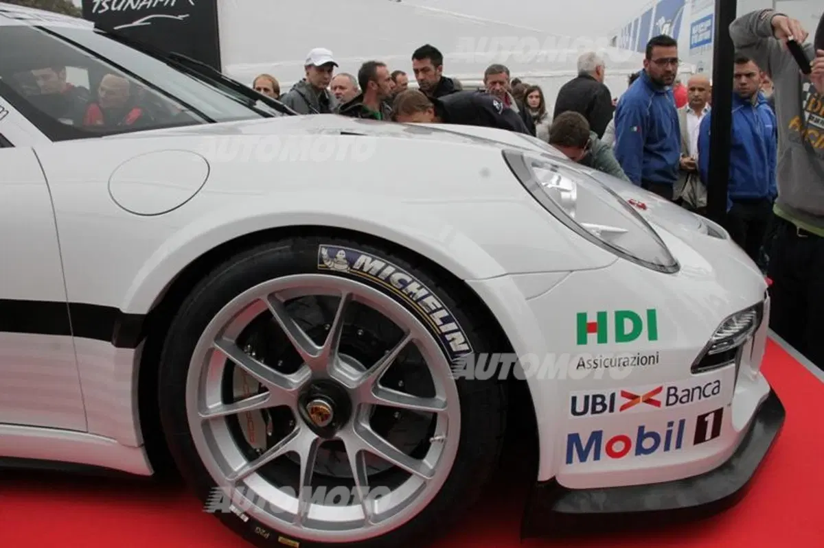 Porsche 911 GT3 Cup M.Y. 2014 (42)