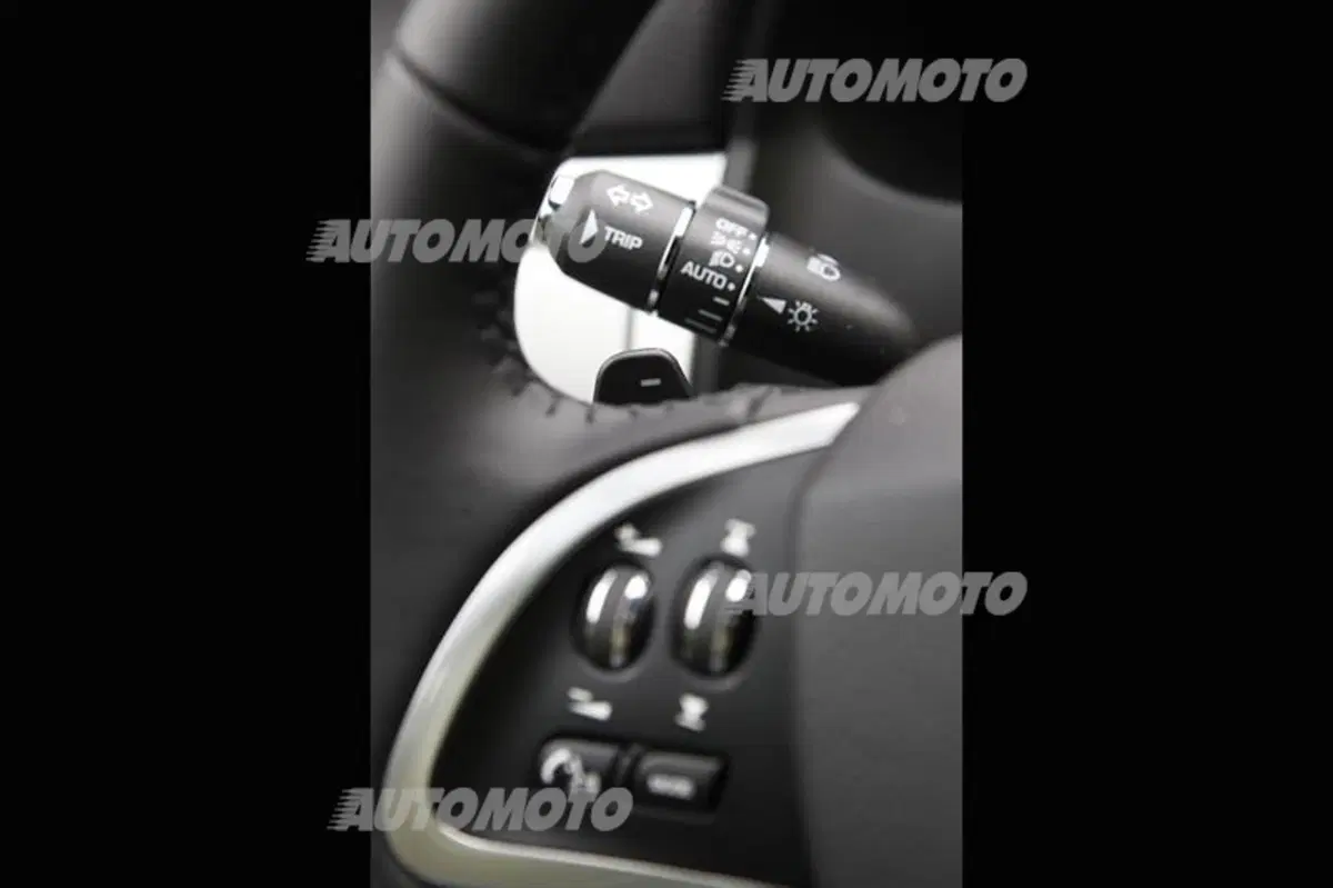 Jaguar XF 2.2 163 CV (43)