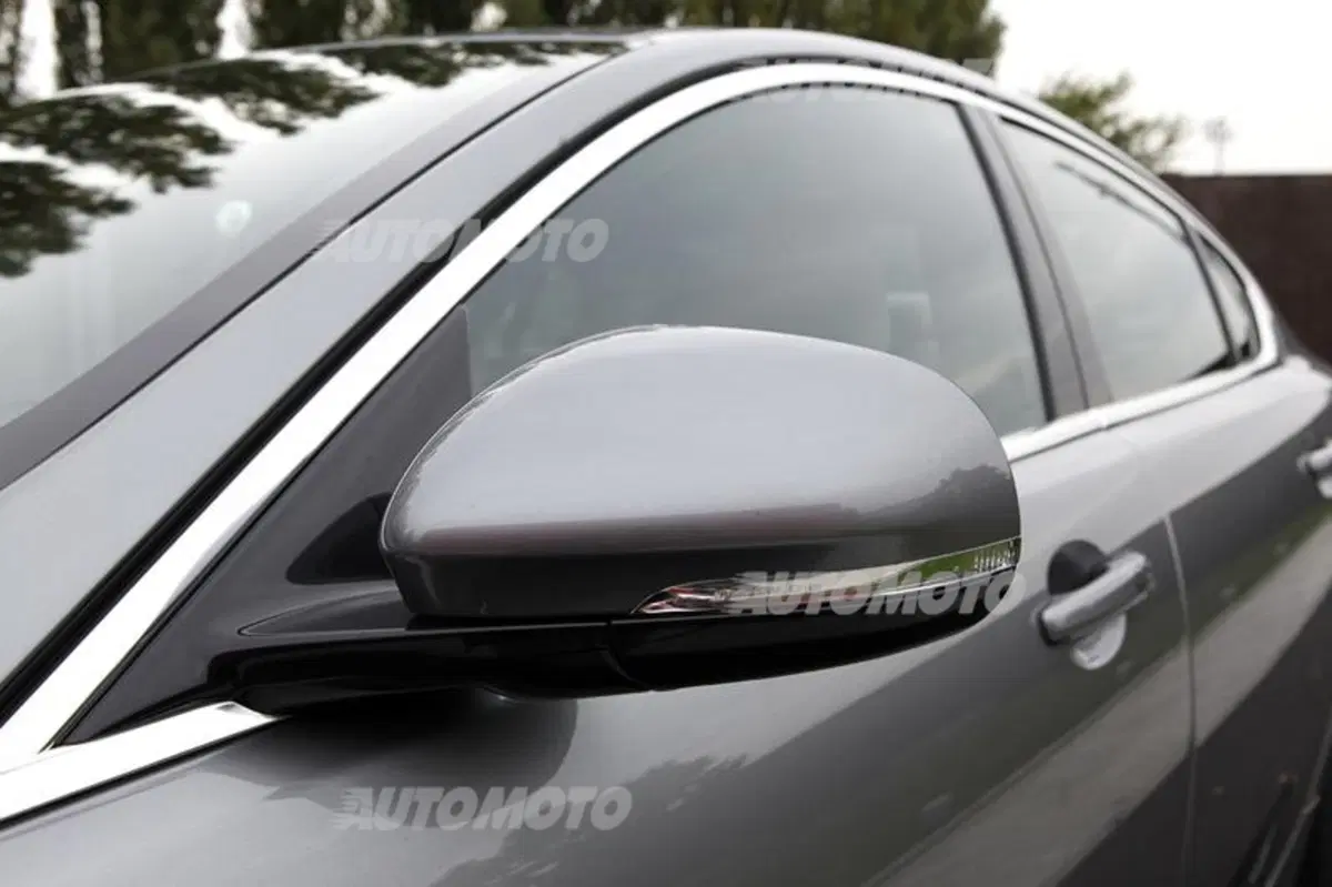 Jaguar XF 2.2 163 CV (48)