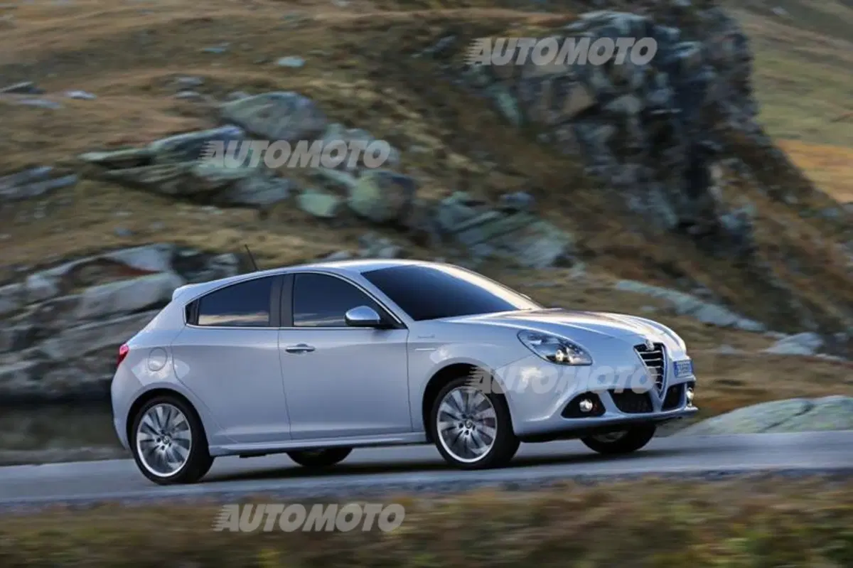 Alfa Romeo Giulietta 2.0 JTDM (2)