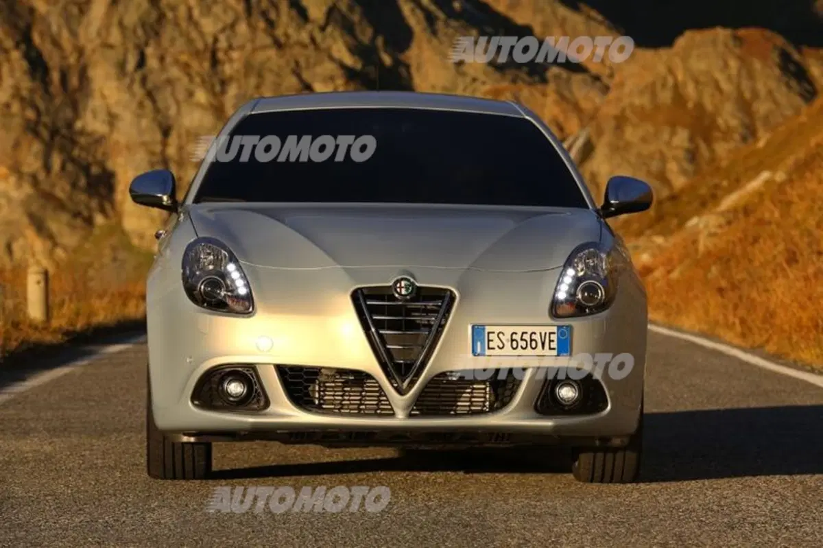Alfa Romeo Giulietta 2.0 JTDM (13)