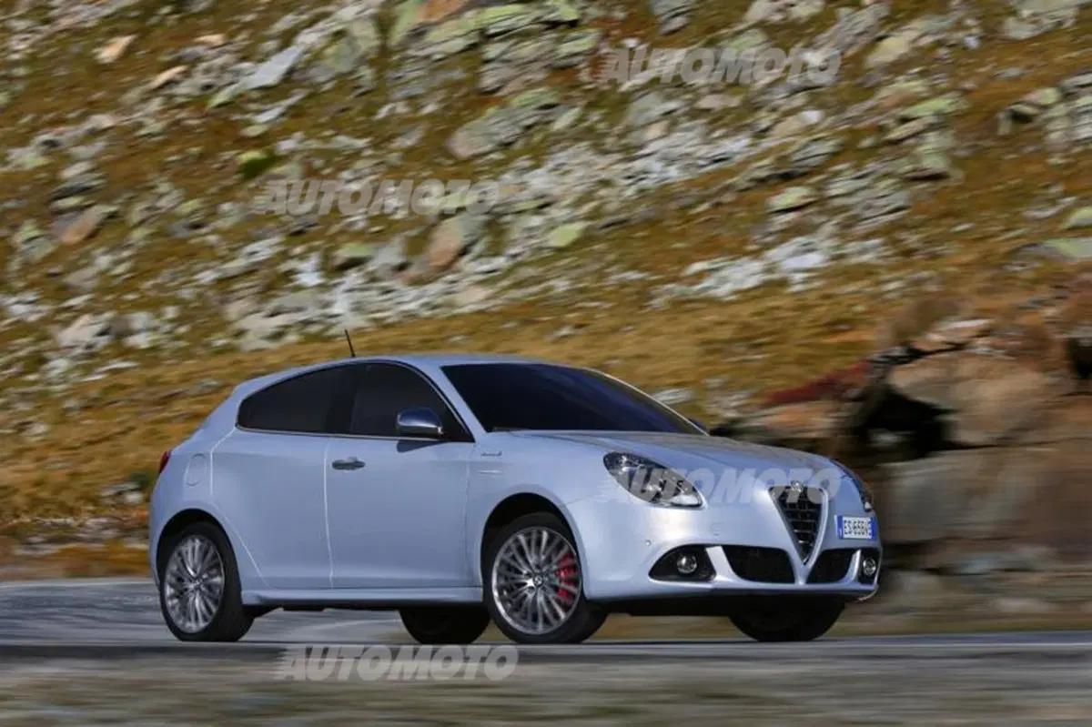 Alfa Romeo Giulietta 2.0 JTDM (14)