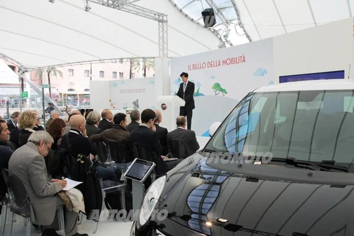 Fiat: al Festival della Scienza di Genova con 500L Living e le alimentazioni alternative (2)